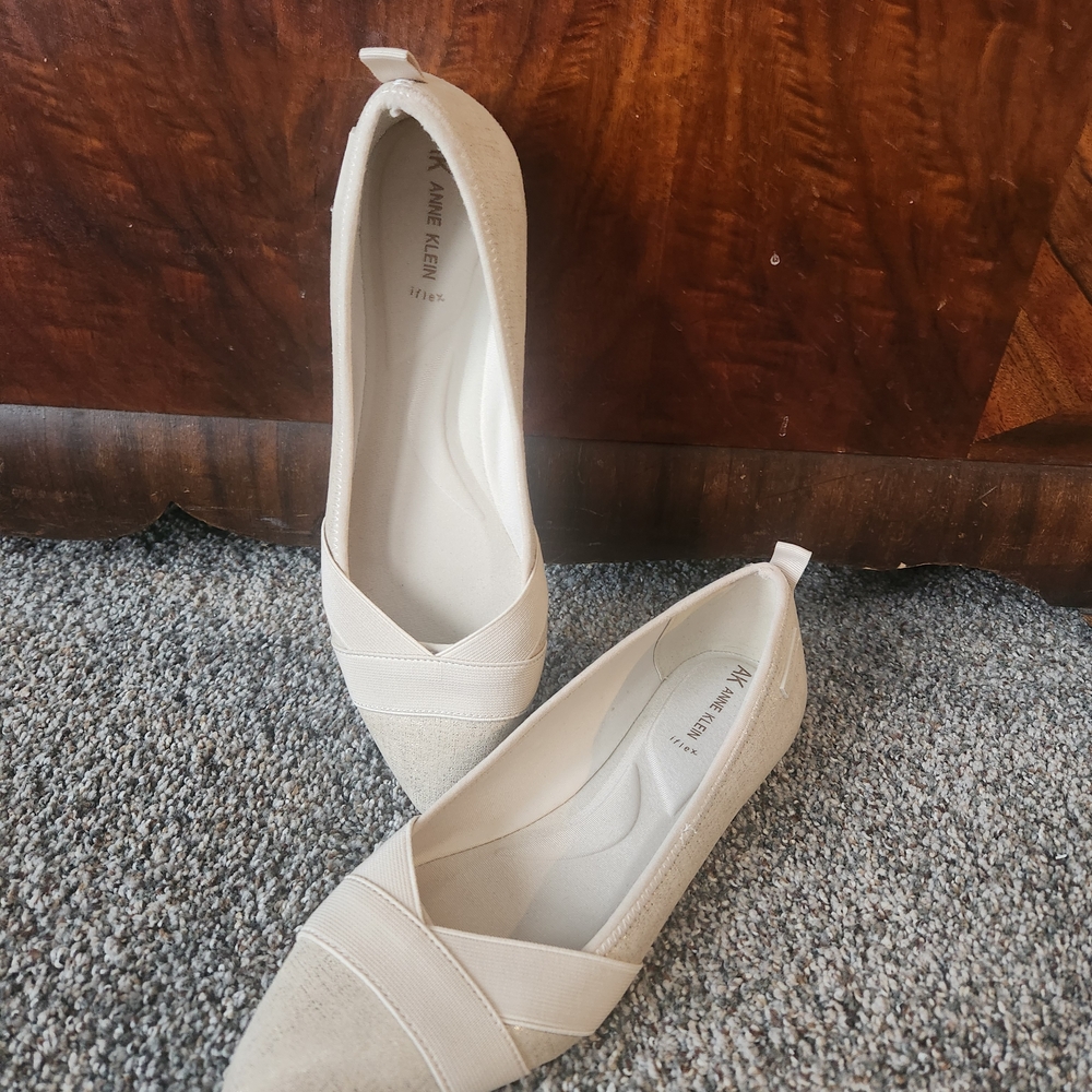 Anne Klein Women's Cream Pointed Toe Flats - Picture 2 of 6
